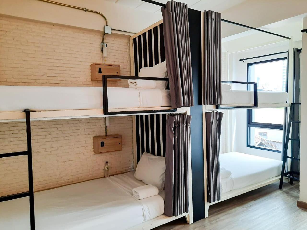 Oasis Khách sạn