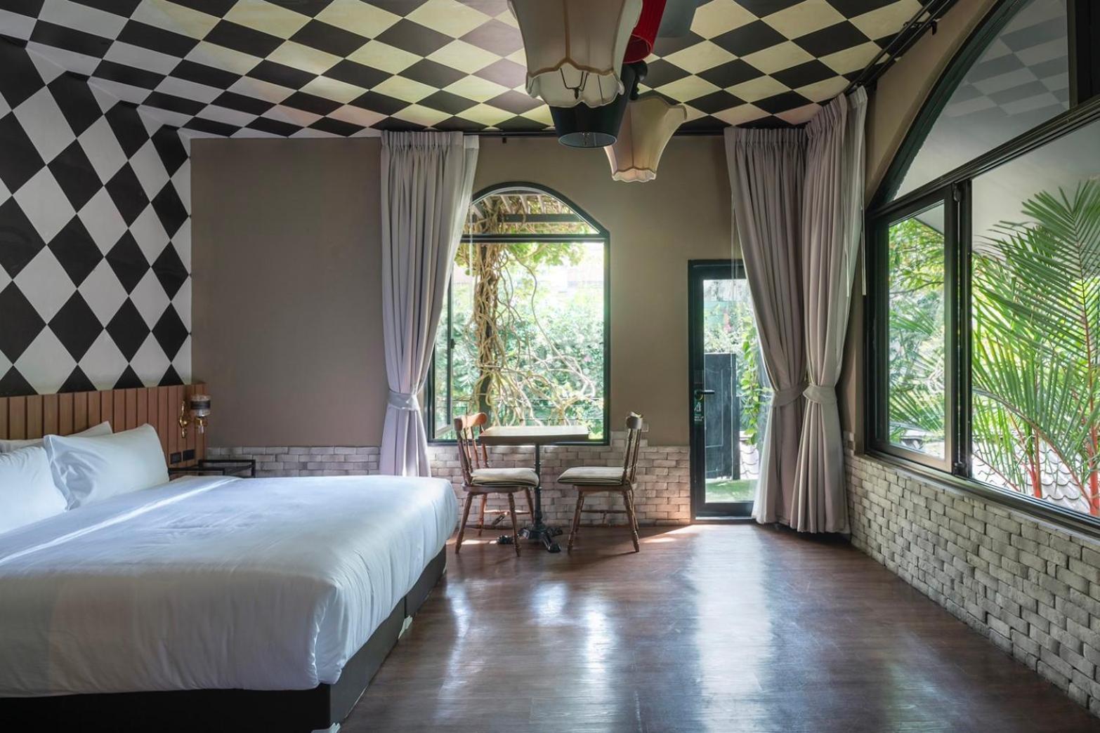 Khách sạn Oasis Bangkok